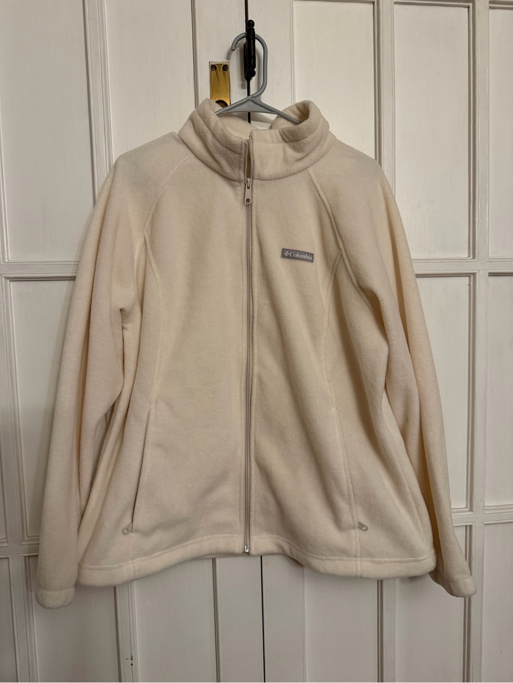 Columbia Women’s Cream Full-Zip Fleece Jacket